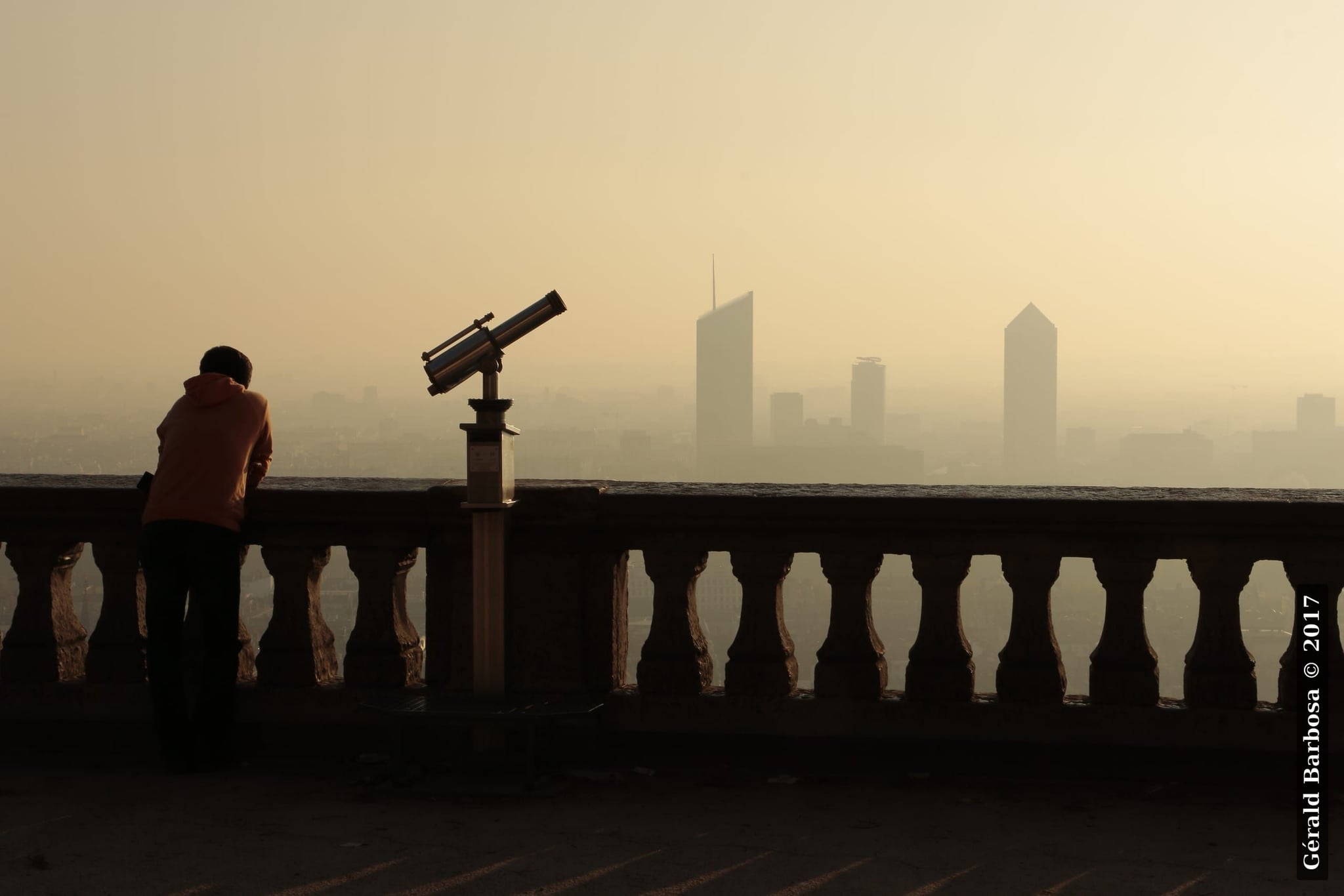 Le repos du joggeur, Lyon (2017) - Gérald Barbosa